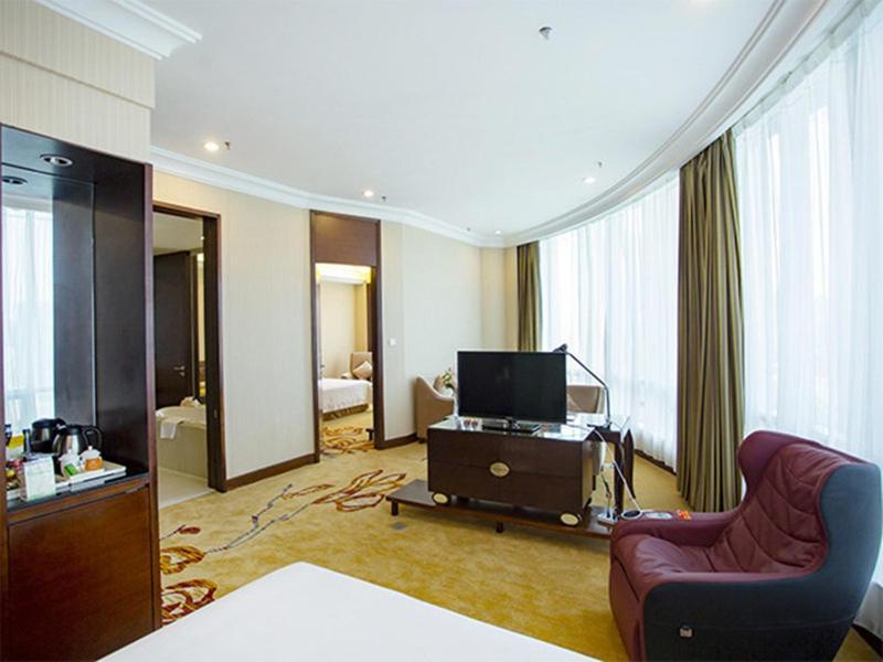 Vienna International Hotel Shenzhen Hua'Nan City エクステリア 写真