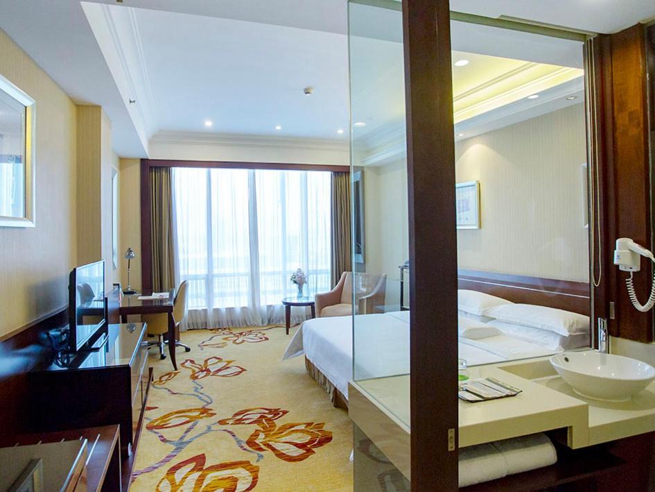 Vienna International Hotel Shenzhen Hua'Nan City エクステリア 写真